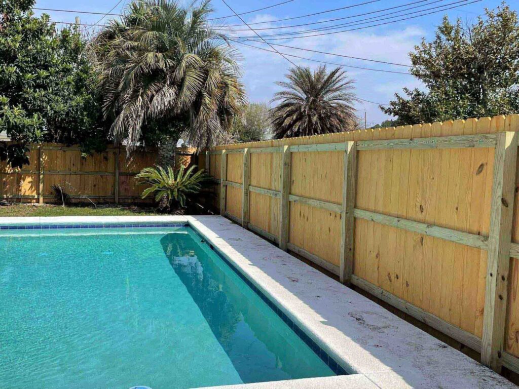 Fence company in Los Angeles - Publіkatsіia-v-blozі-globusgatescom-04042024-08 10 00-386 Wooden Pool Safety Fencing
